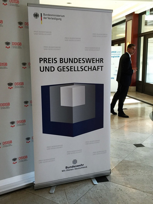 Preis "Bundeswehr und Gesellschaft" 2017