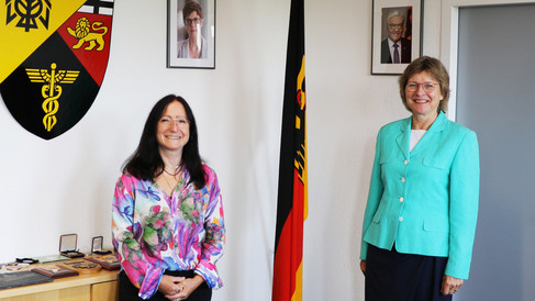 VBB Bundesvorsitzender, Imke von Bornstaedt-Küpper im Gespräch mit Präsidentin BAIUDBw, Ulrike Hauröder-Strüning - 24.08.2021