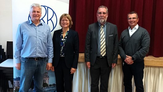 (von links: Hr. Madersbacher, StoGrp Vorsitzender LL/Lechfeld; Frau von Bornstaedt – Küpper, Bundesvorsitzende; Hr. Brickl, neuer Leiter BwDLZ Landsberg; Hr. Breunig, VBB Landesvorsitzender Bayern) 