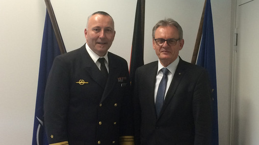 Erstes Gespräch zwischen dem VBB-Bundesvorsitzenden, Wolfram Kamm und dem Abteilungleiter Ausrüstung, Vizeadmiral Carsten Stawitzski