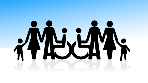 Bild einer Gruppe mit zwei Rollstuhlfahrern - Inklusion